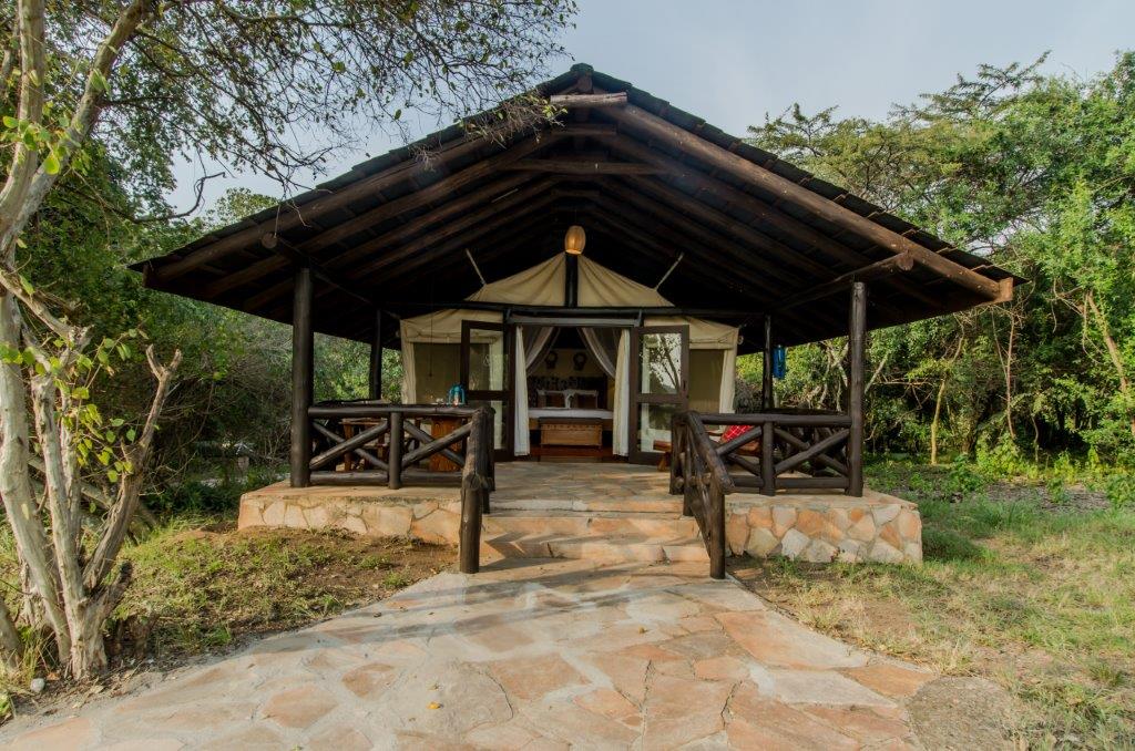 SAROVA MARA CAMP