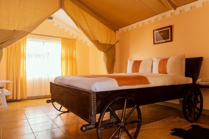 Tafaria Castle Room