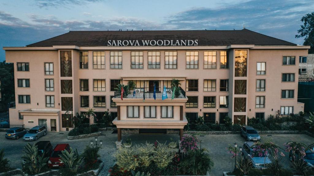 SAROVA WOODLANDS HOTEL & SPA