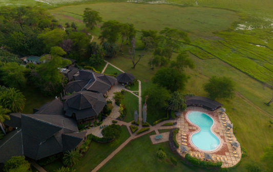 OLTUKAI LODGE SWIMMING POOL